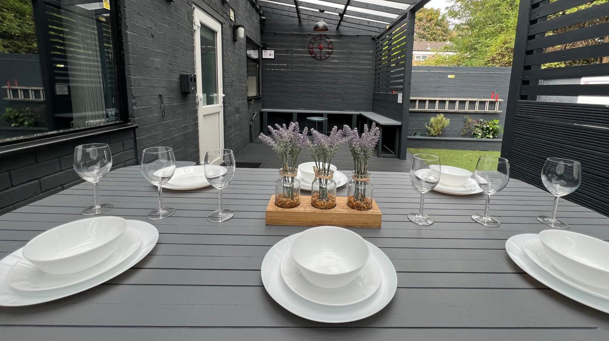 Modern Suites -5 Bedroom House- With Free Parking Birmingham City 外观 照片